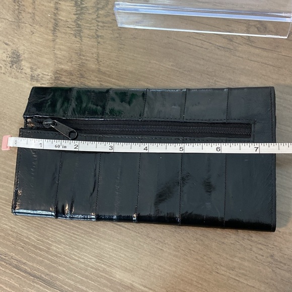 Vintage Eel Leather Black Clutch Wallet - Picture 5 of 5